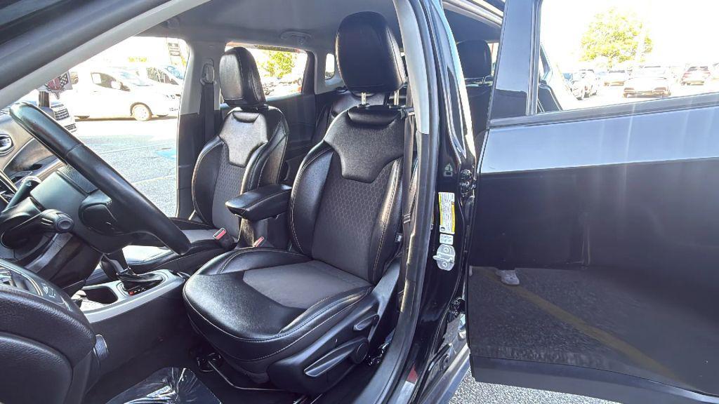 used 2018 Jeep Compass car, priced at $11,995