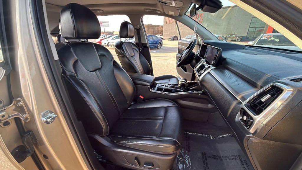 used 2021 Kia Sorento car, priced at $22,995