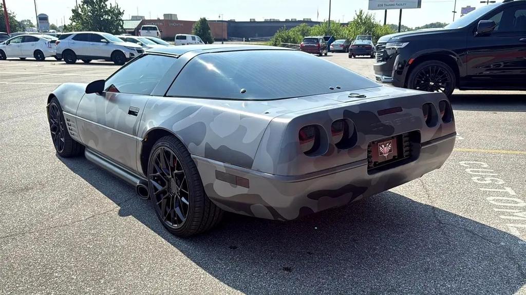 used 1992 Chevrolet Corvette car, priced at $18,995
