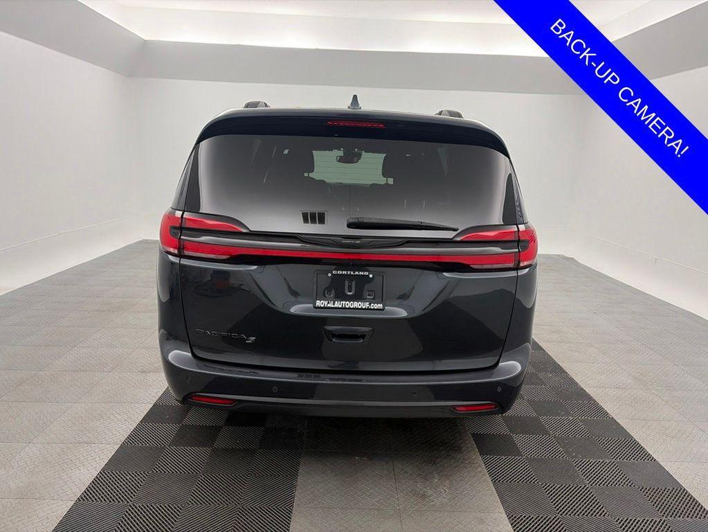 used 2021 Chrysler Pacifica car, priced at $22,557