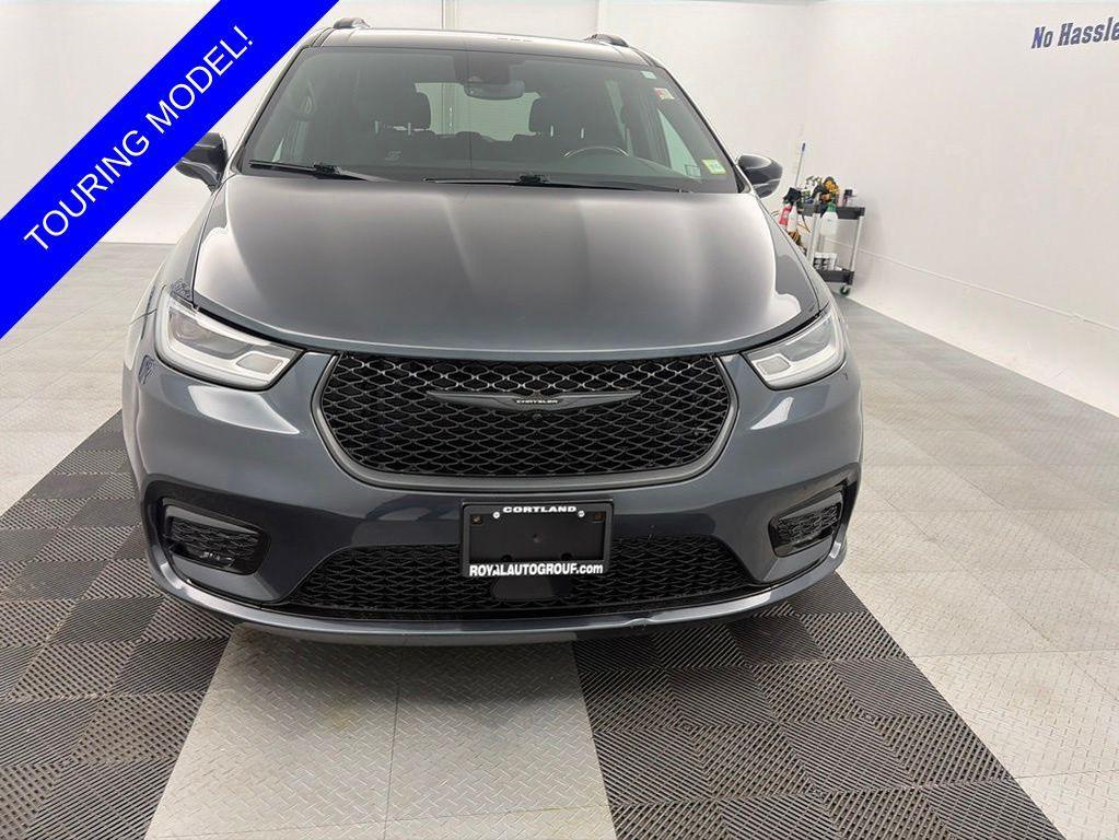 used 2021 Chrysler Pacifica car, priced at $22,557