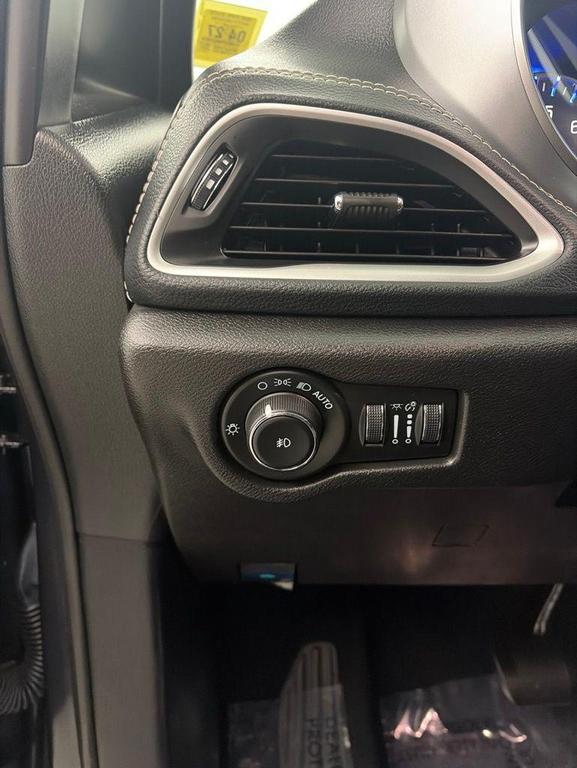used 2021 Chrysler Pacifica car, priced at $22,557