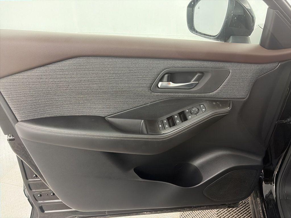 used 2023 Nissan Rogue car, priced at $20,994