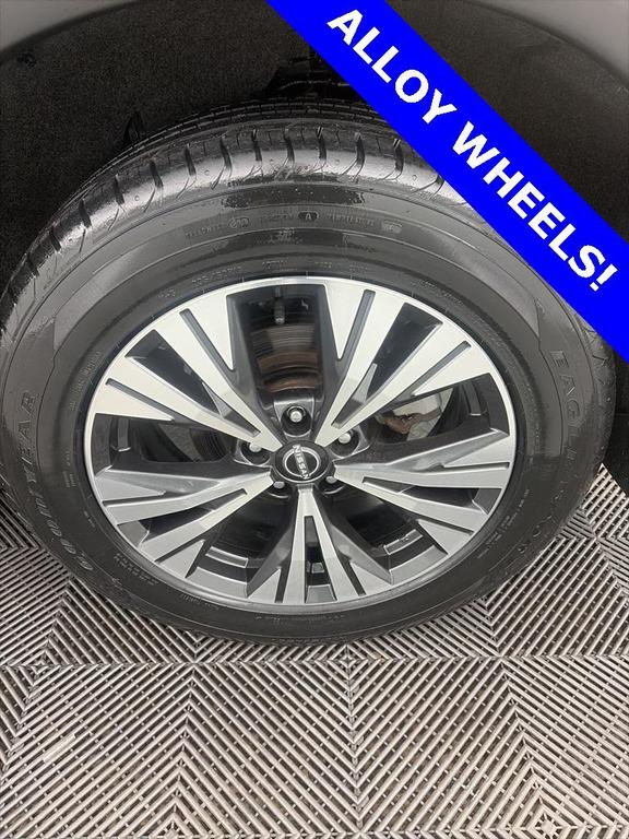 used 2023 Nissan Rogue car, priced at $24,069