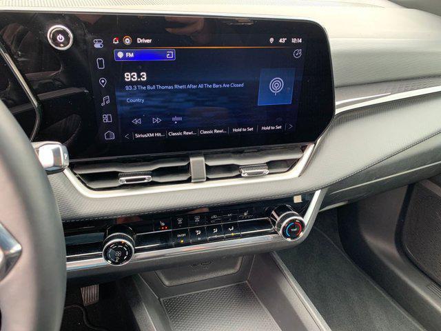 used 2025 Chevrolet Equinox car, priced at $24,993