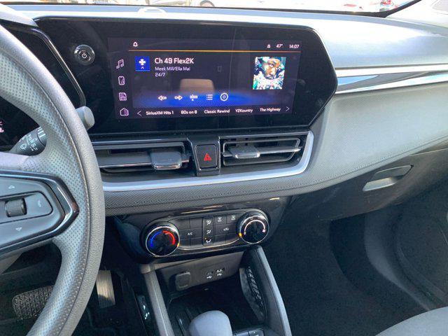 used 2025 Chevrolet TrailBlazer car, priced at $21,297