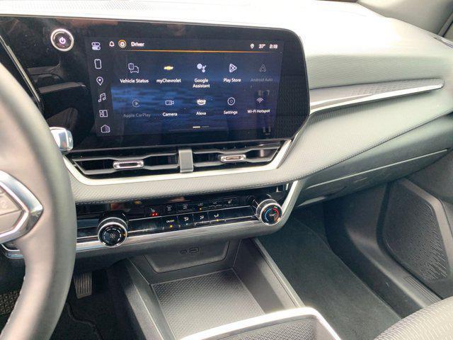 used 2025 Chevrolet Equinox car, priced at $24,267