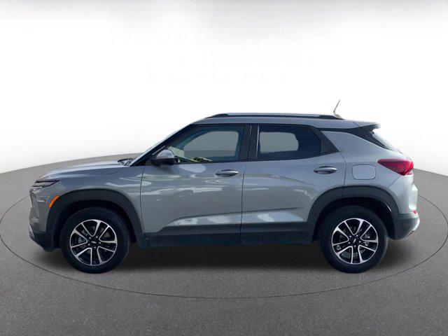 used 2025 Chevrolet TrailBlazer car, priced at $21,307