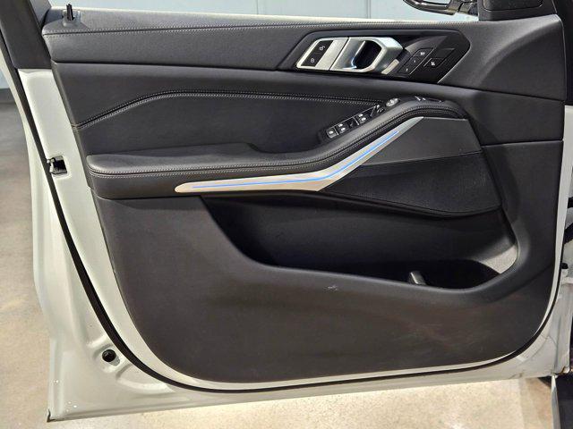 used 2022 BMW X5 car, priced at $33,124