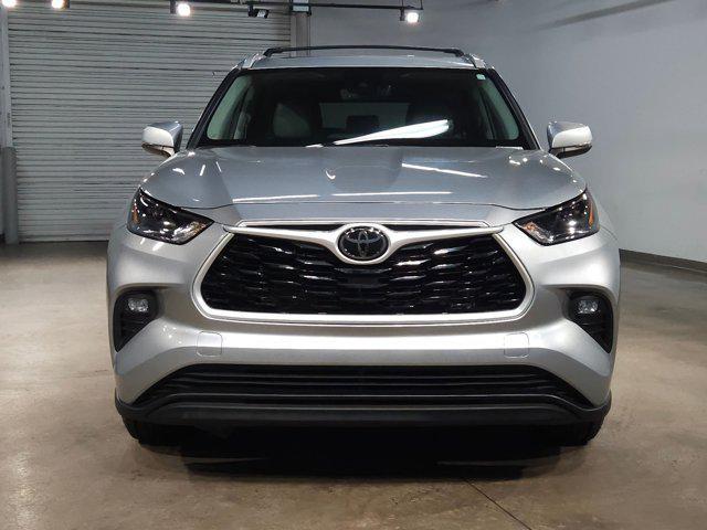 used 2023 Toyota Highlander car, priced at $34,928