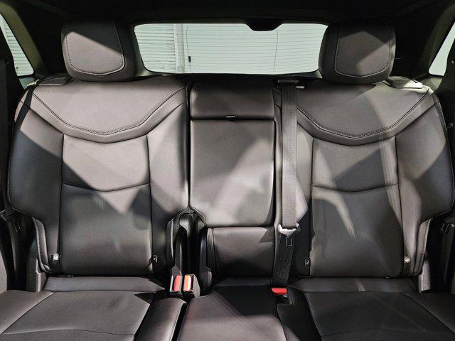 used 2025 Cadillac XT5 car, priced at $38,553