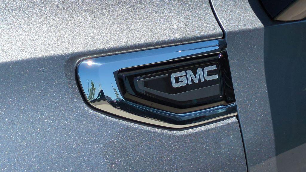 used 2022 GMC Yukon car, priced at $40,995