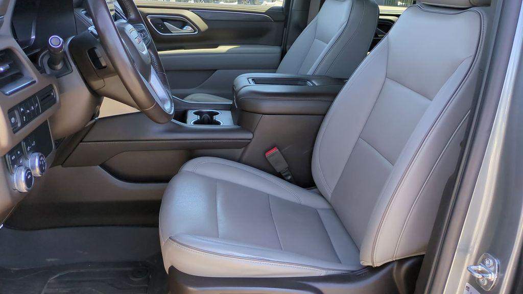 used 2022 GMC Yukon car, priced at $40,995