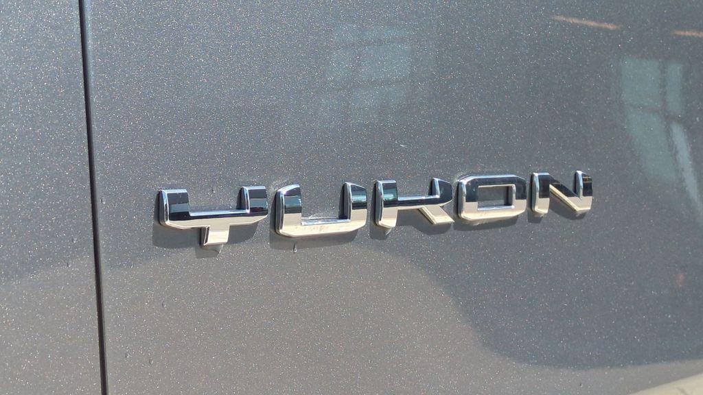used 2022 GMC Yukon car, priced at $40,995