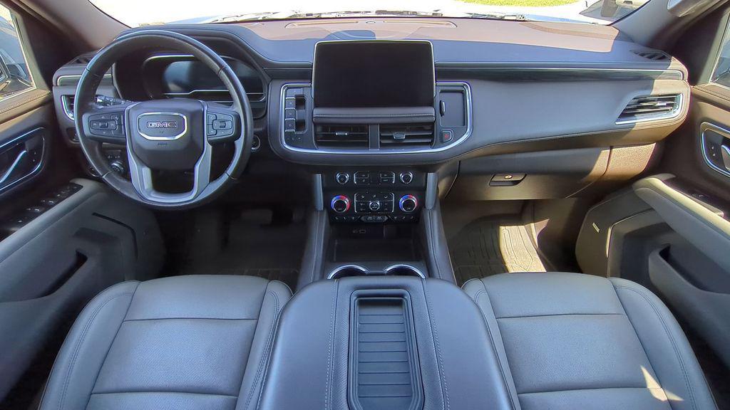 used 2022 GMC Yukon car, priced at $40,995