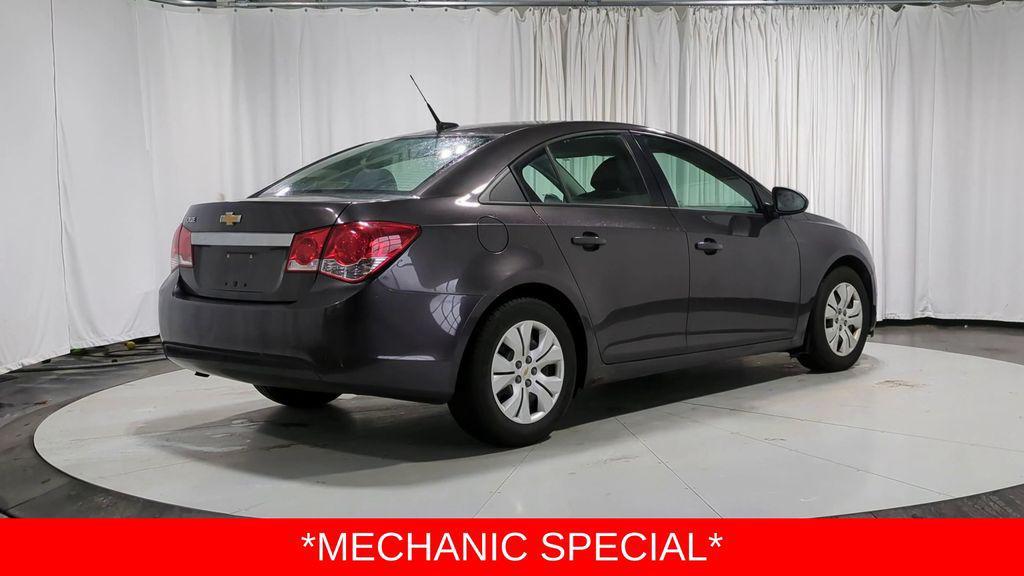 used 2014 Chevrolet Cruze car, priced at $3,500