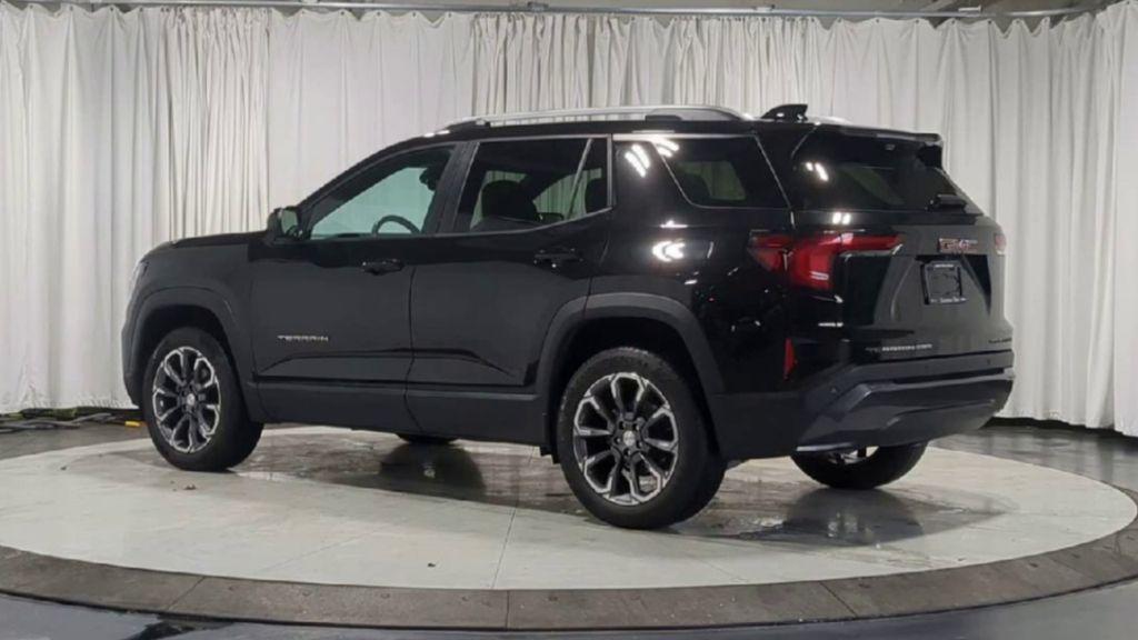 used 2025 GMC Terrain car, priced at $28,995