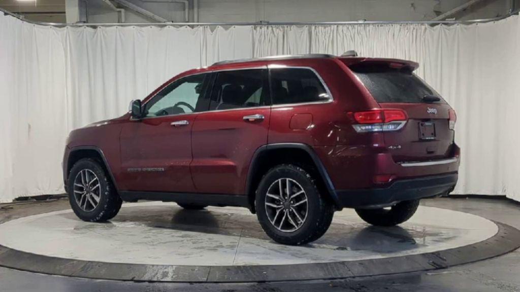 used 2021 Jeep Grand Cherokee car, priced at $16,000