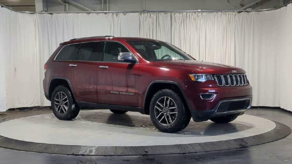 used 2021 Jeep Grand Cherokee car, priced at $16,000