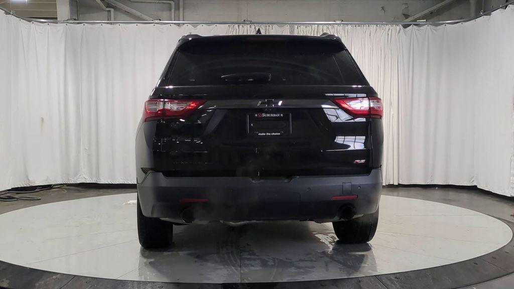 used 2021 Chevrolet Traverse car, priced at $23,500