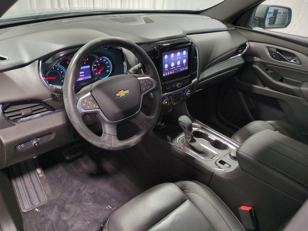 used 2023 Chevrolet Traverse car, priced at $27,795