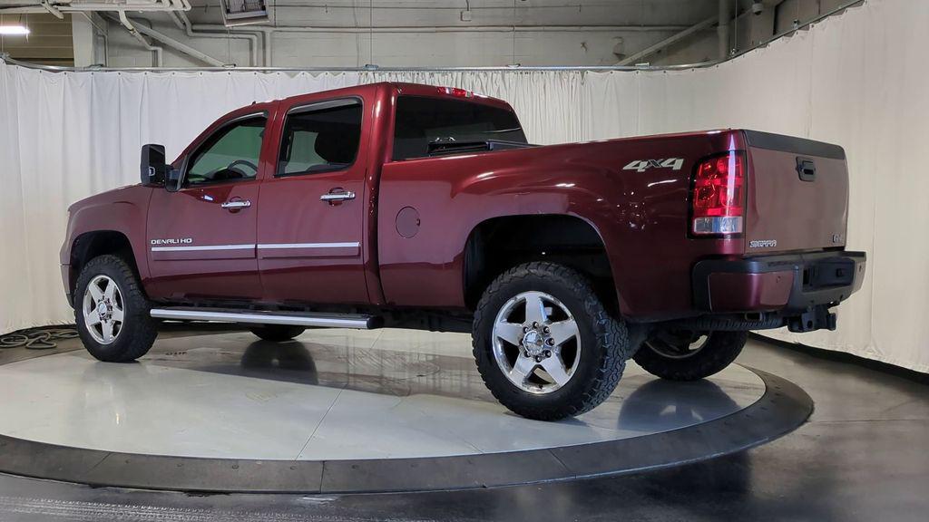 used 2014 GMC Sierra 2500 car, priced at $31,500