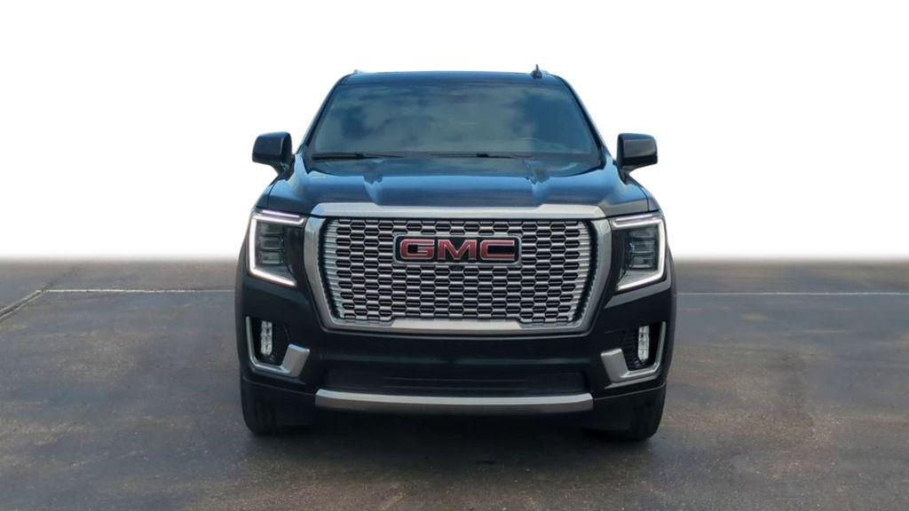 used 2021 GMC Yukon car, priced at $43,428