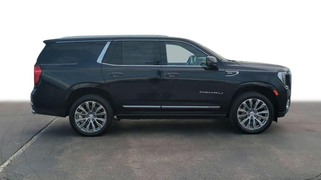used 2021 GMC Yukon car, priced at $43,428