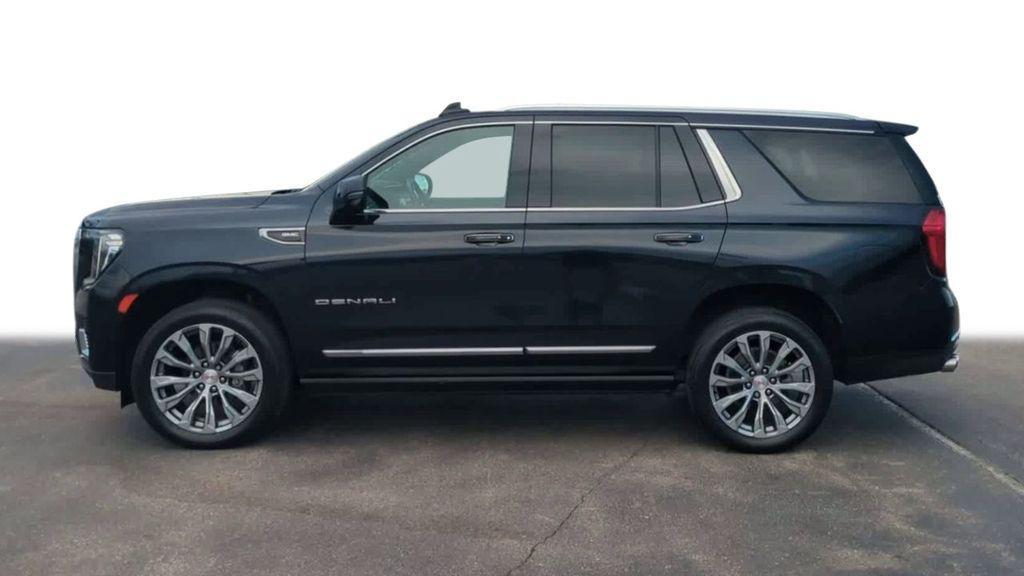 used 2021 GMC Yukon car, priced at $43,428