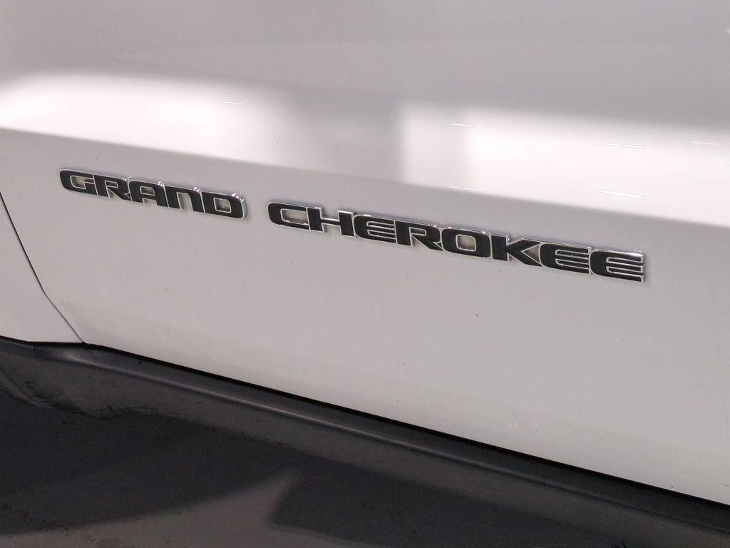 used 2020 Jeep Grand Cherokee car, priced at $15,750