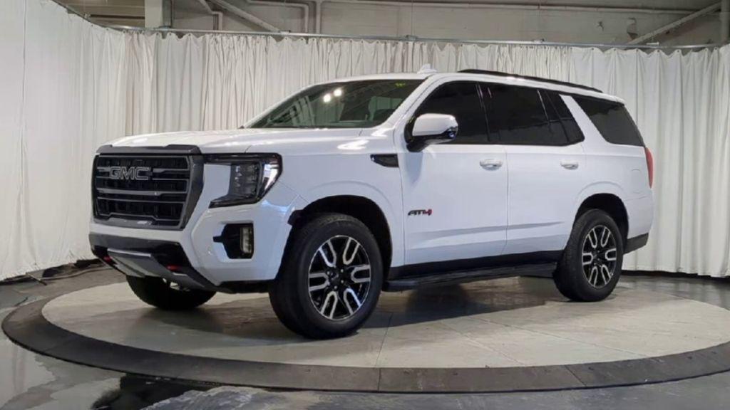 used 2023 GMC Yukon car, priced at $50,995