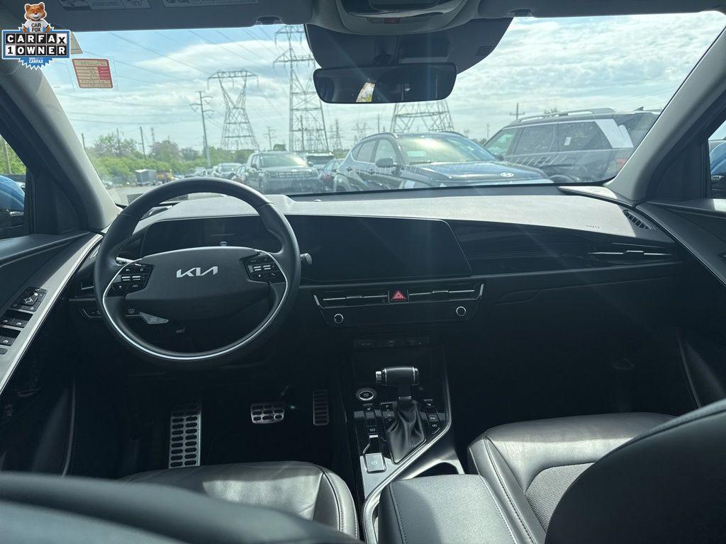 used 2023 Kia Niro car