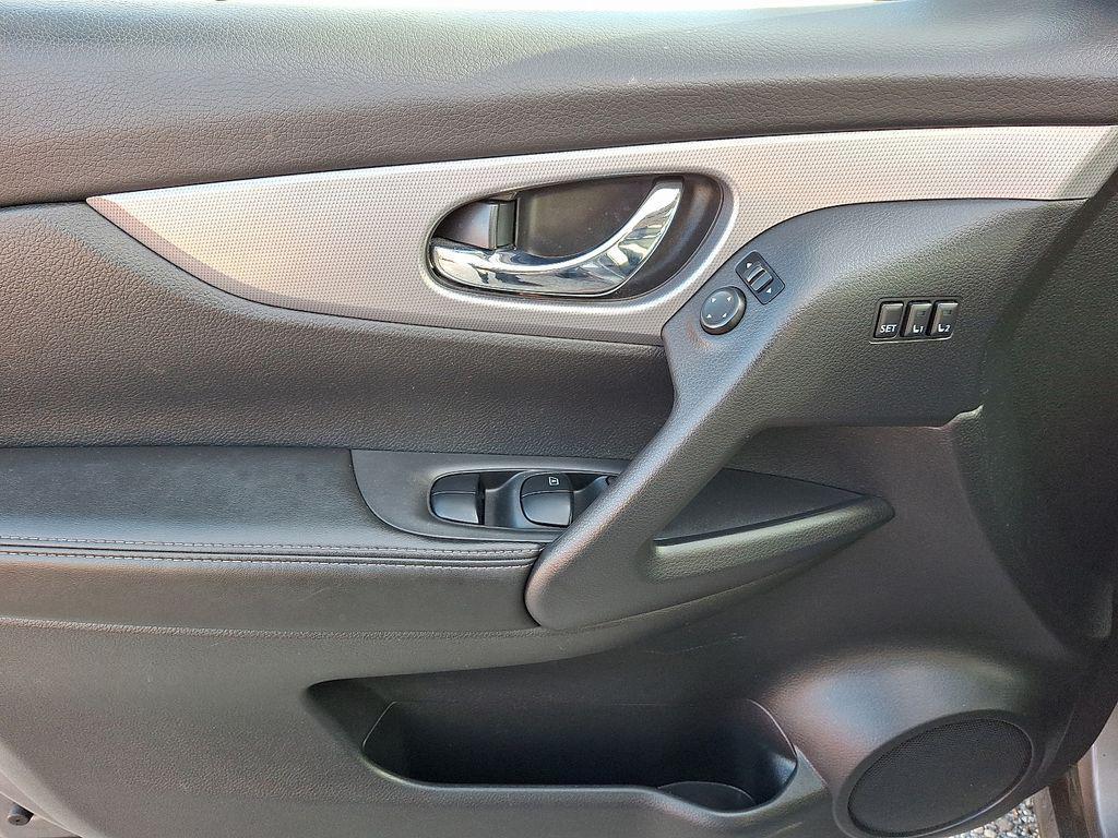 used 2020 Nissan Rogue Sport car, priced at $14,645