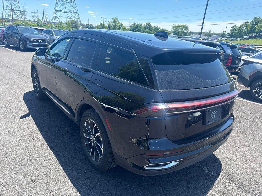 used 2024 Lincoln Nautilus car
