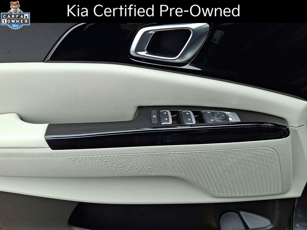 used 2023 Kia Carnival car, priced at $31,562