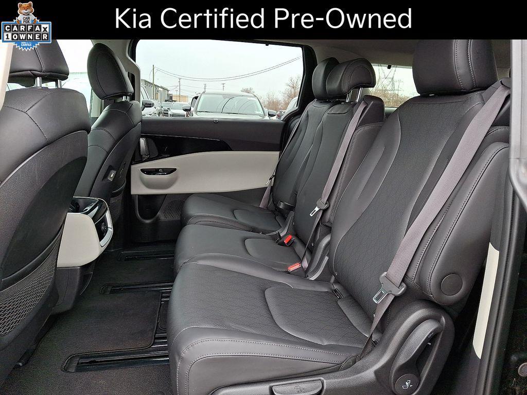 used 2023 Kia Carnival car, priced at $31,562