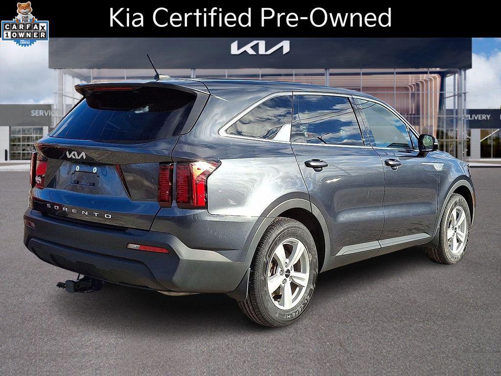 used 2022 Kia Sorento car, priced at $22,889
