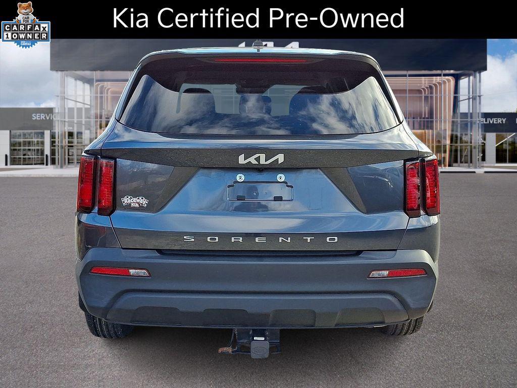 used 2022 Kia Sorento car, priced at $22,889