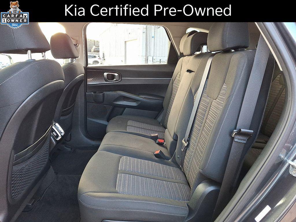 used 2022 Kia Sorento car, priced at $22,889