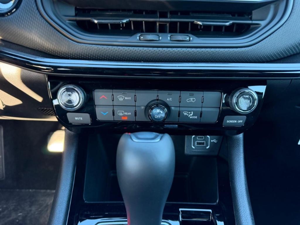 new 2026 Jeep Compass car, priced at $31,030