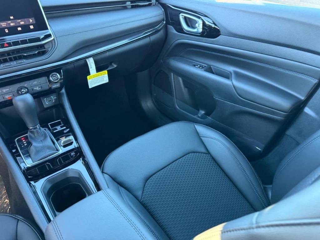 new 2026 Jeep Compass car, priced at $31,030