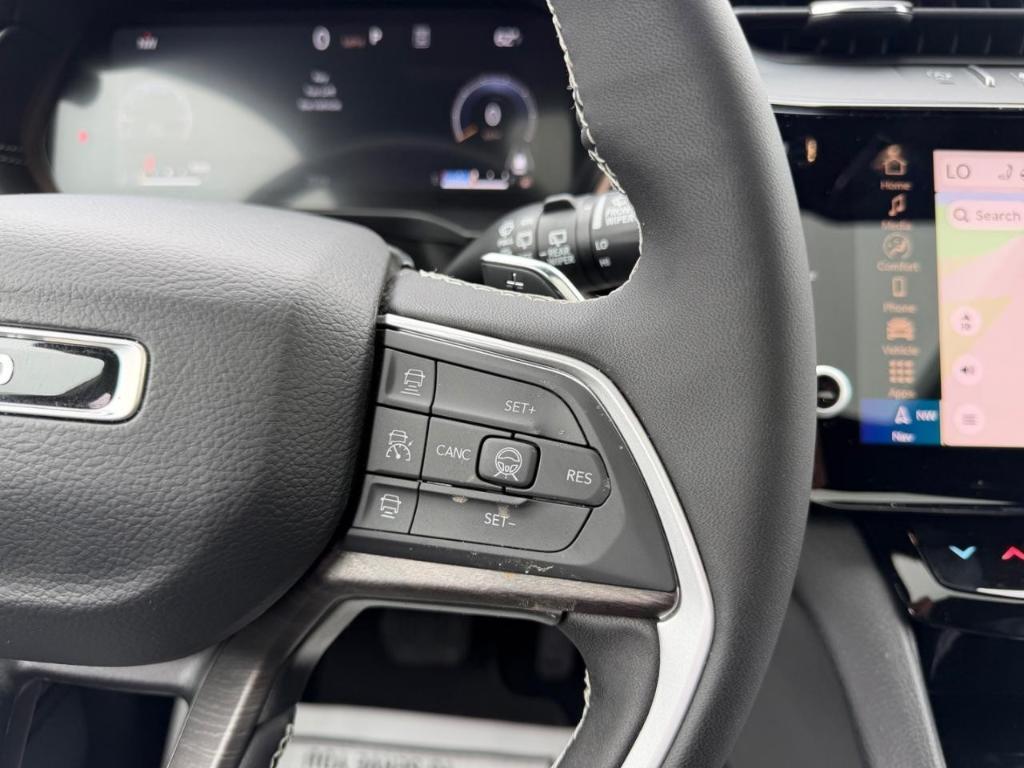 new 2026 Jeep Grand Cherokee car, priced at $49,405