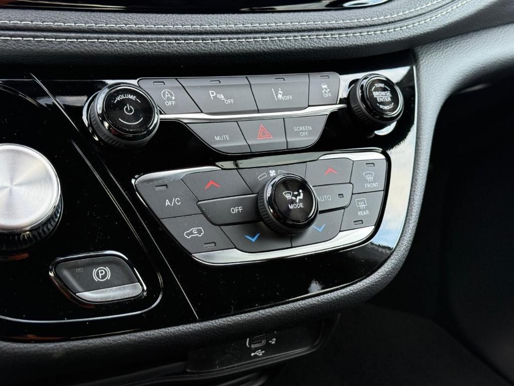 new 2026 Chrysler Pacifica car, priced at $42,201