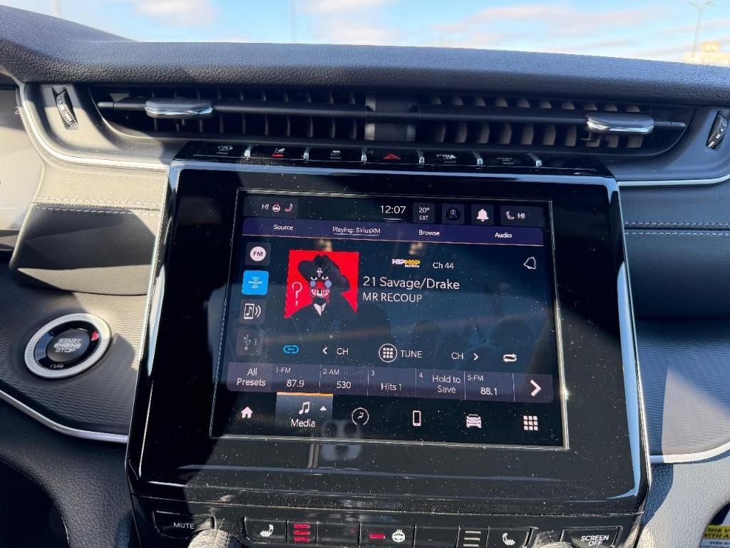 new 2025 Jeep Grand Cherokee car, priced at $39,920