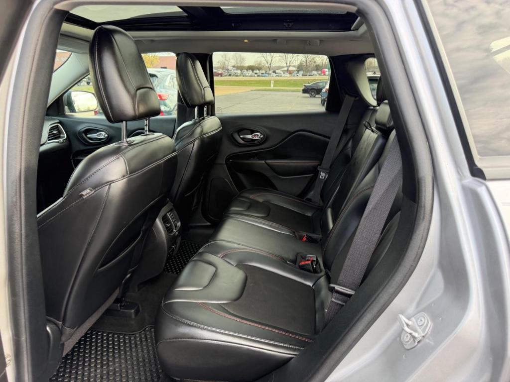 used 2020 Jeep Cherokee car, priced at $19,995