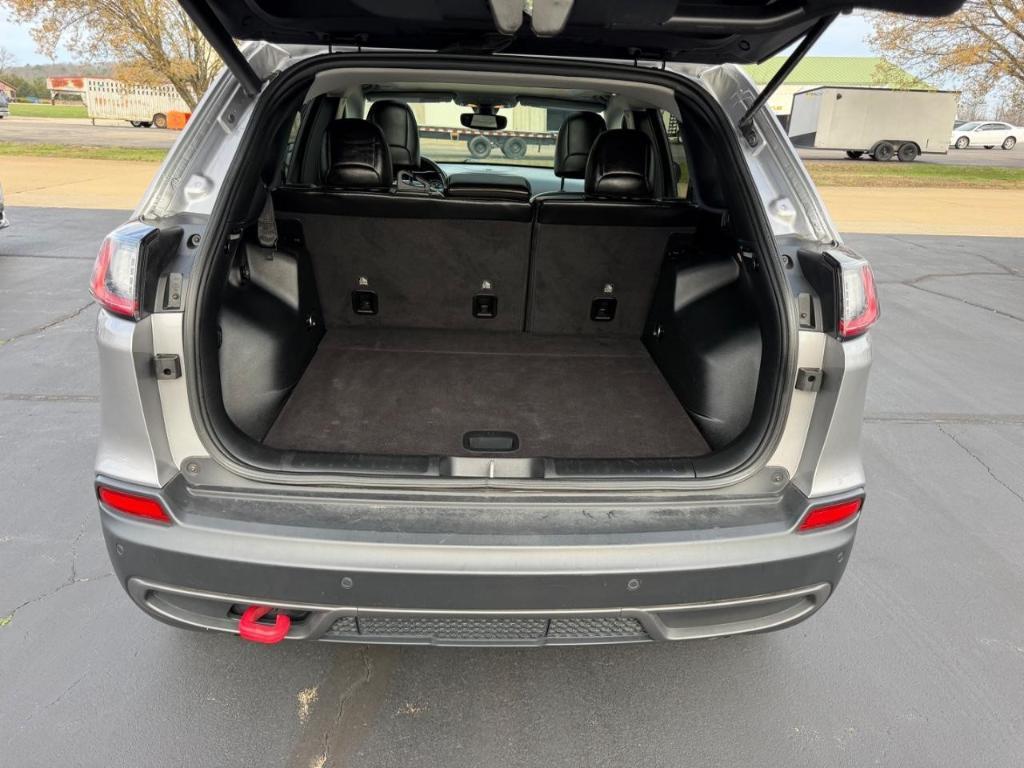 used 2020 Jeep Cherokee car, priced at $19,995