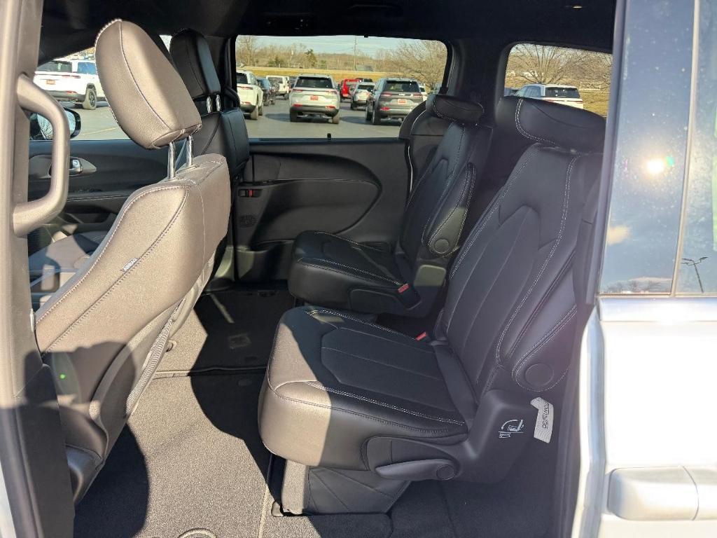 new 2026 Chrysler Pacifica car, priced at $42,647