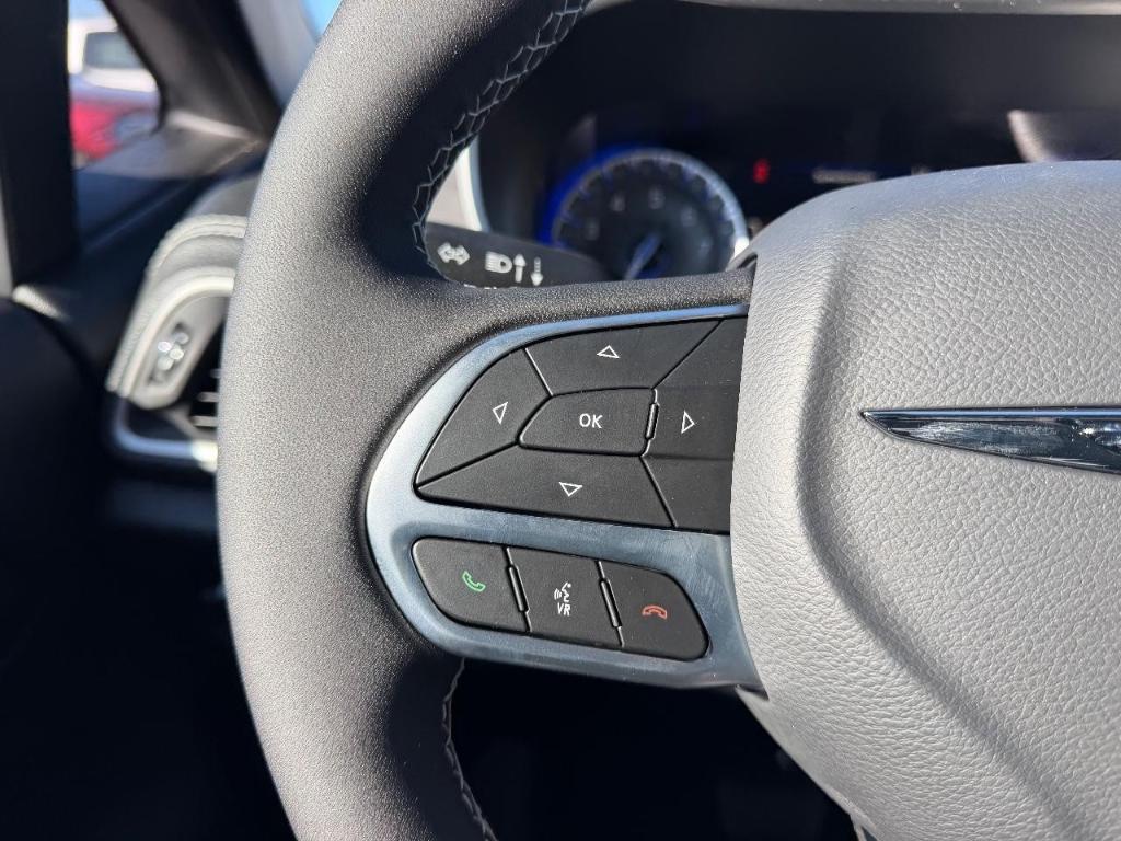 new 2026 Chrysler Pacifica car, priced at $39,563