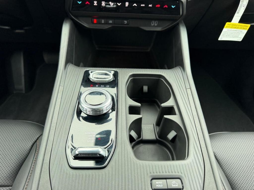 new 2026 Jeep Cherokee car, priced at $40,875