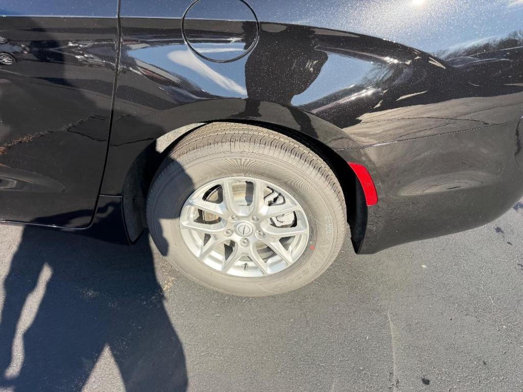 new 2026 Chrysler Pacifica car, priced at $38,795